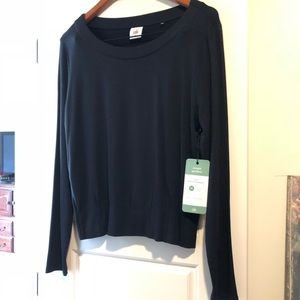 NWT Cabi Formal Sweatshirt size medium